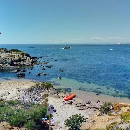 Espacioso Con Terraza Y Barbacoa, A 200m De La Playa En - Es-258-74 * רוזס