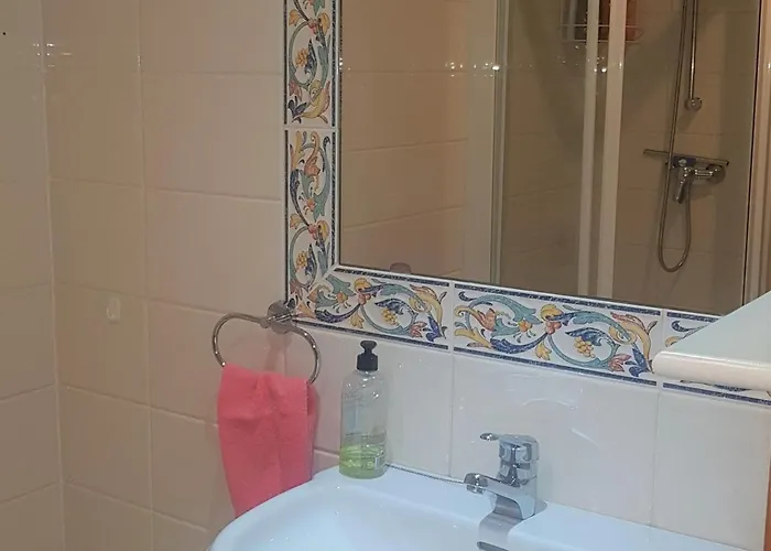 Espacioso Con Terraza Y Barbacoa, A 200m De La Playa En - Es-258-74 * ロザス